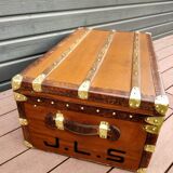 Old Fichet cabin trunk