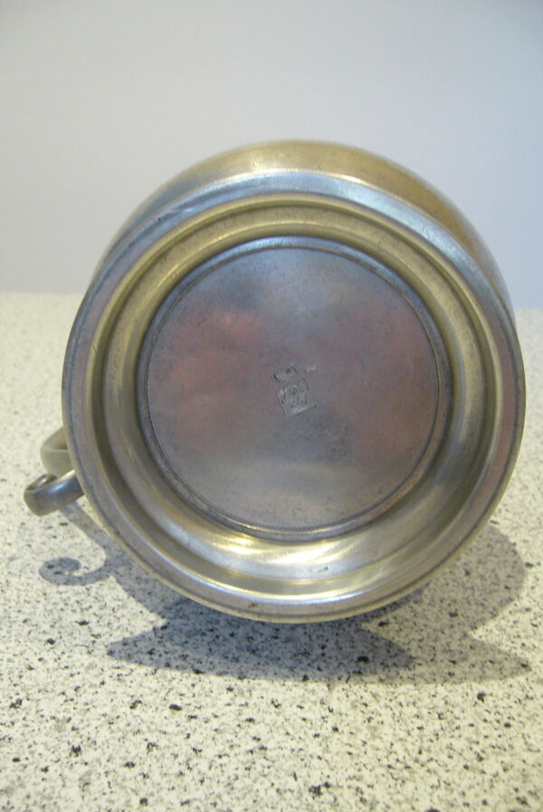 Lot de 2 pichets à eau XXe siècle