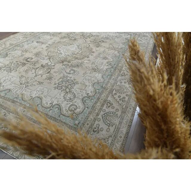 Tapis d'aire vintage persan fait main en laine et coton beige des années 1970 285x362