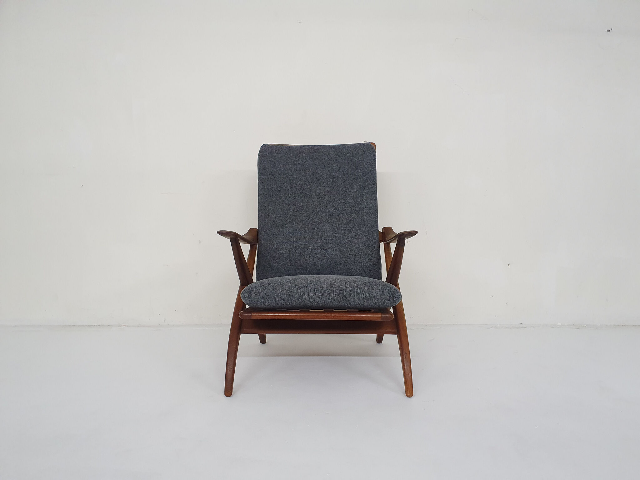 Mid-century teak lounge chair, by Topform, The Netherlands 1950's