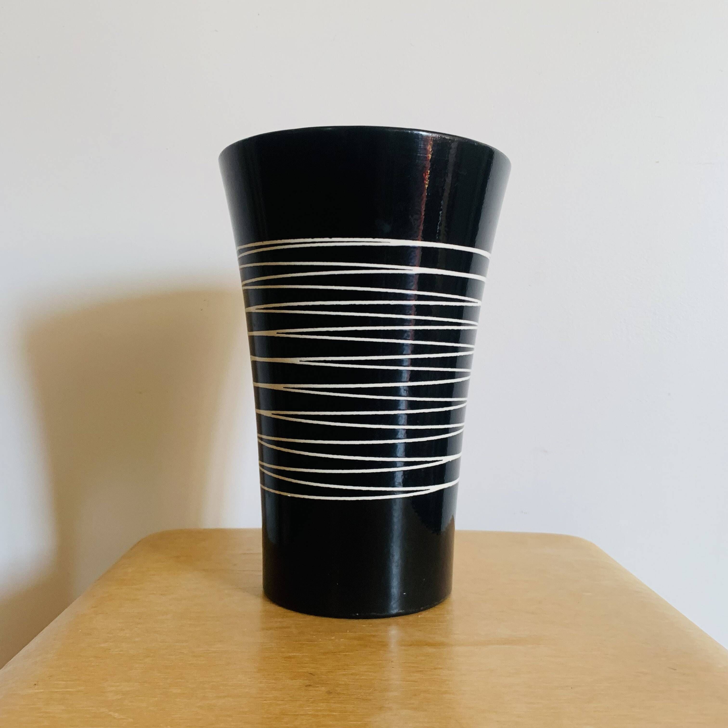Vintage black Scheurich vase with graphic design – West Germany – 70s/80s