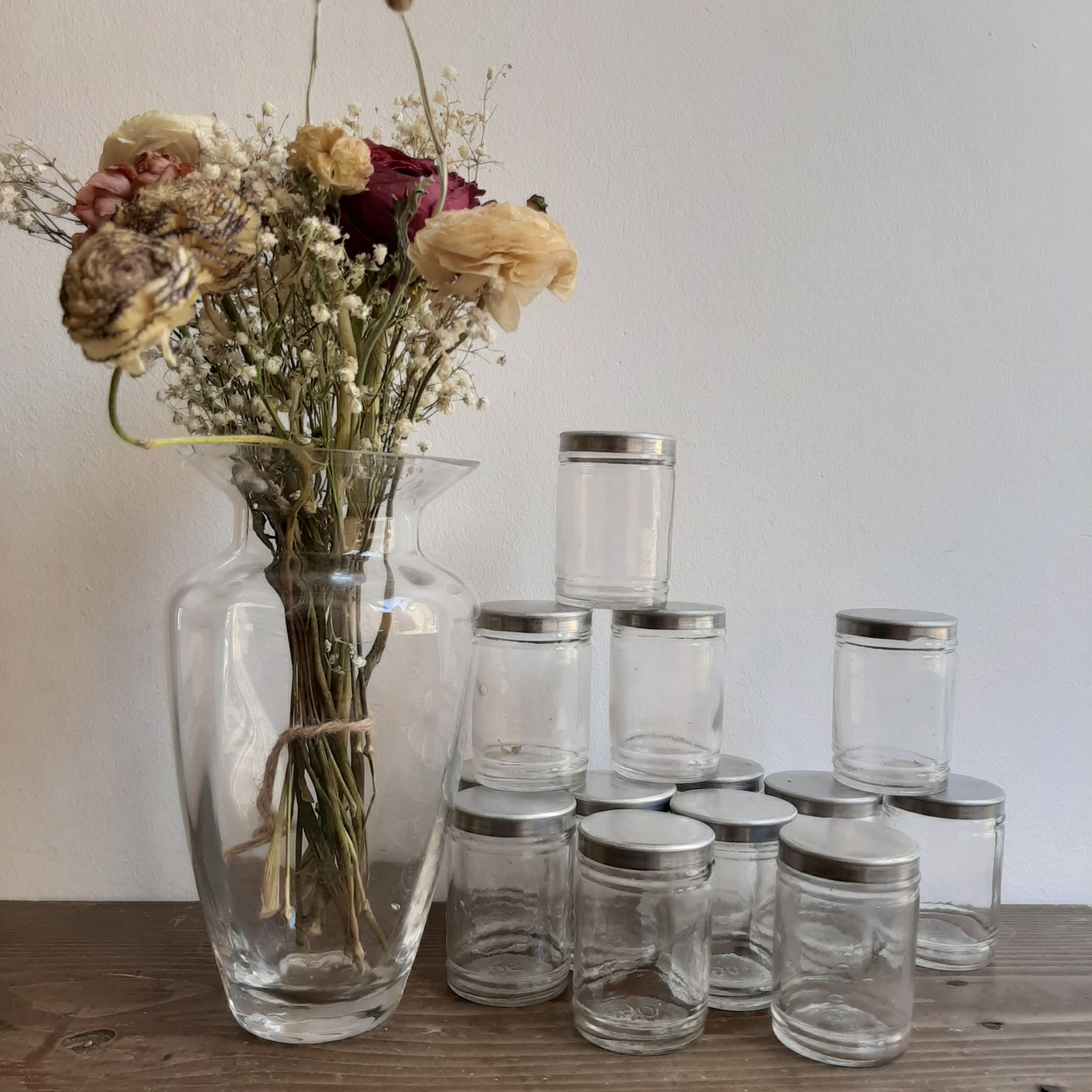 batch of pharmacy vials