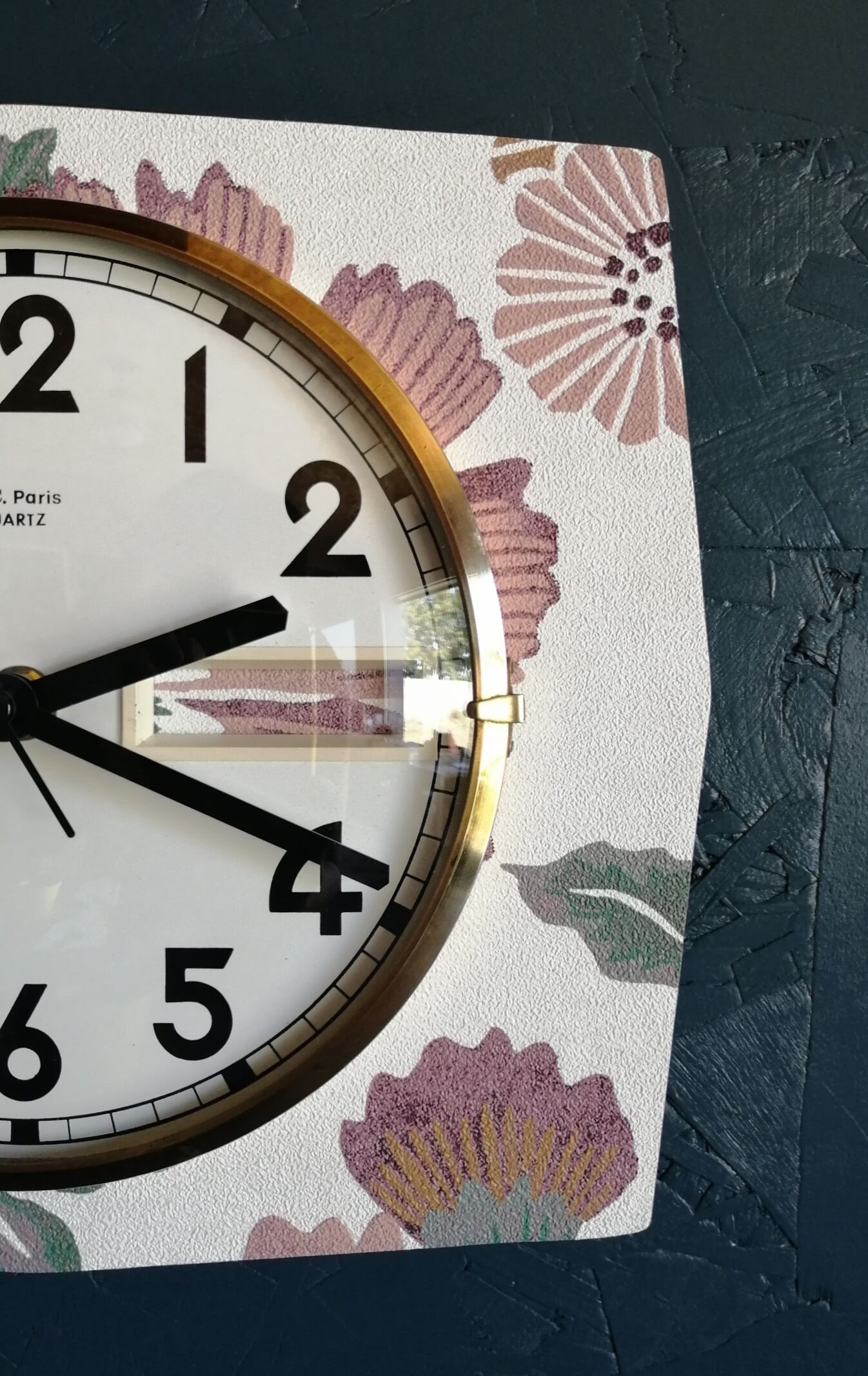 Vintage clock formica silent wall clock "BC Paris Quartz"