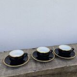 3 black Apilco cups