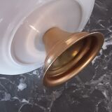 Vintage servant in cracked earthenware