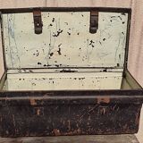 Trunk metal box military suitcase