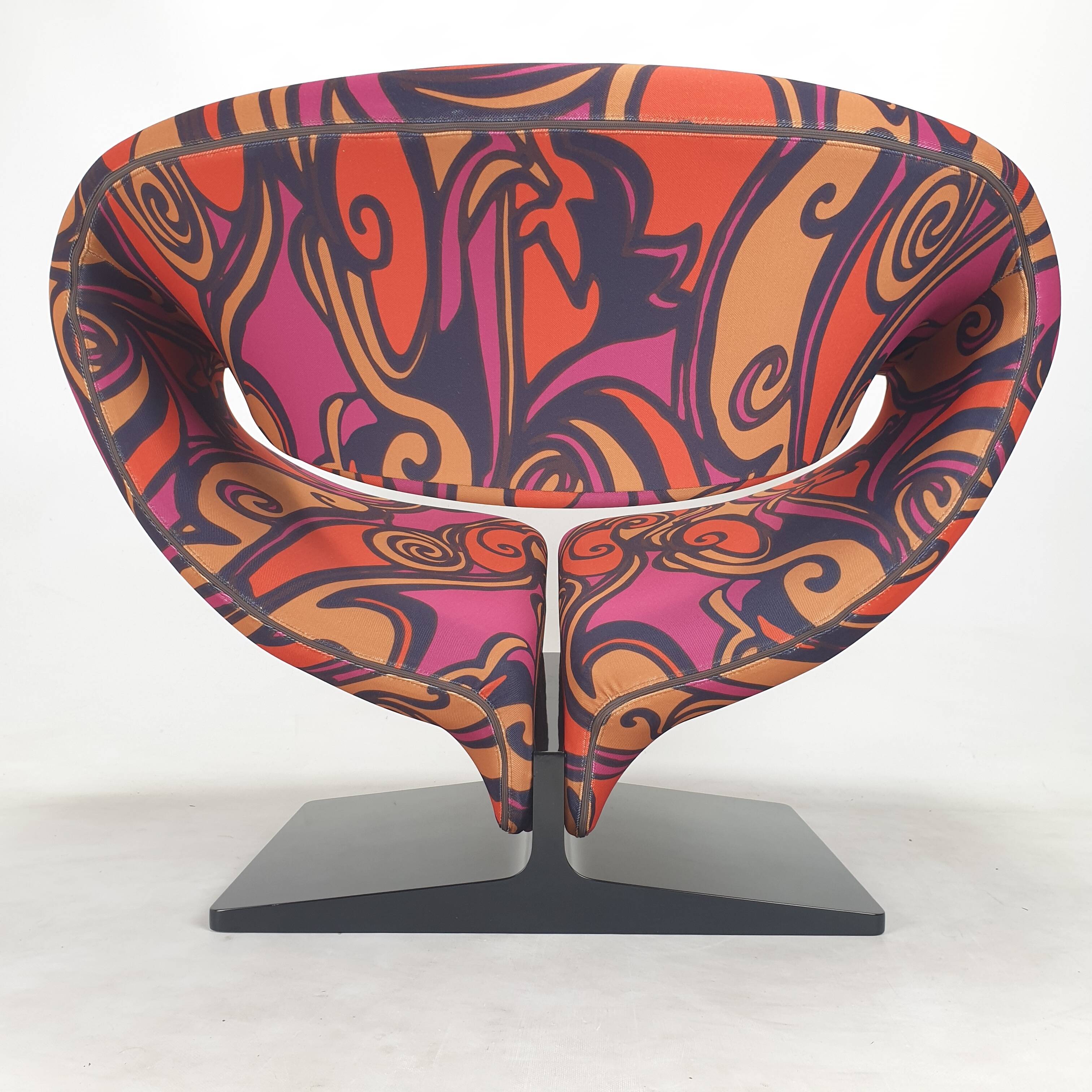 Artifort Ribbon Chair by Pierre Paulin for Artifort