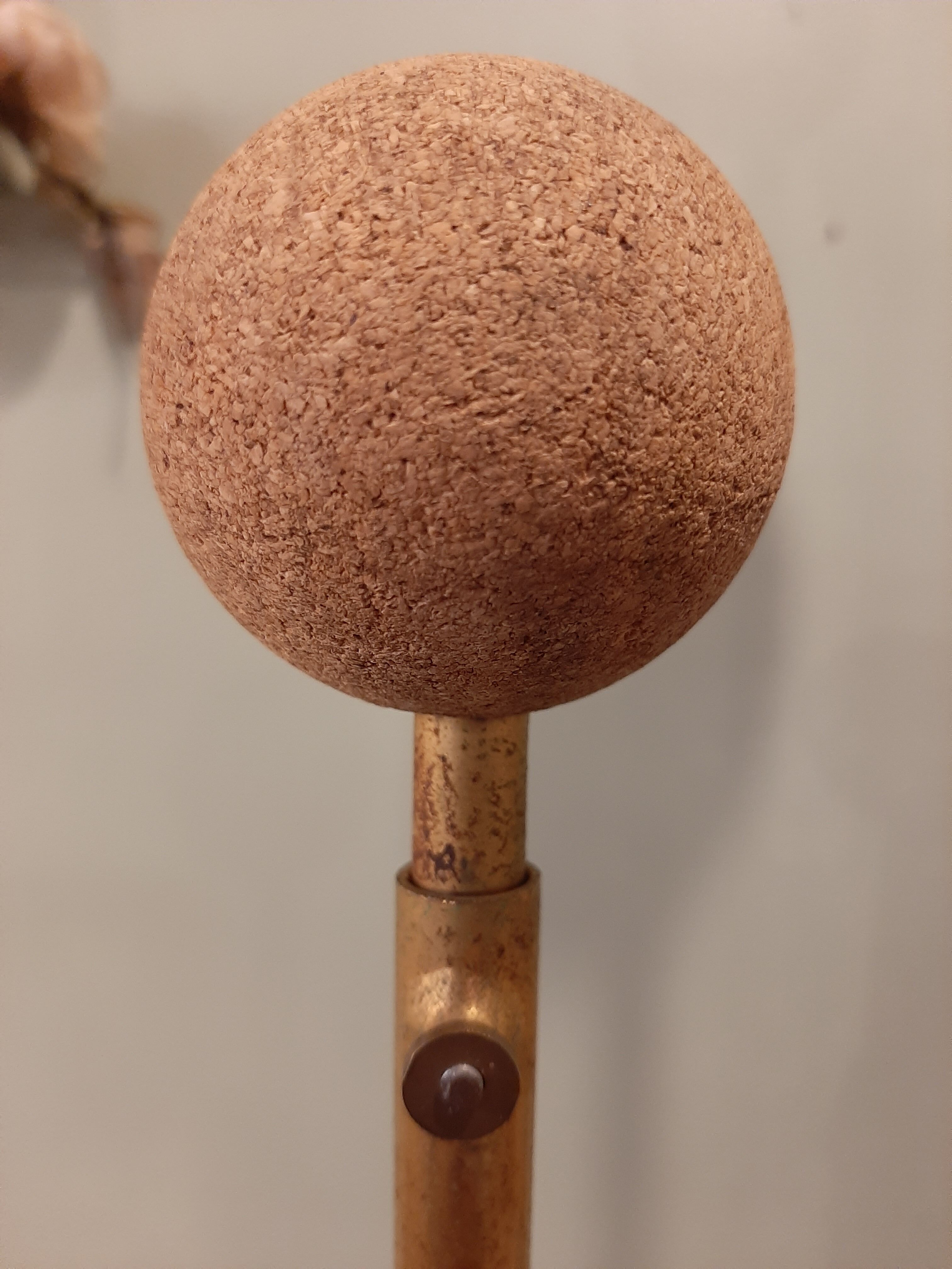 Pair of hat-bearers