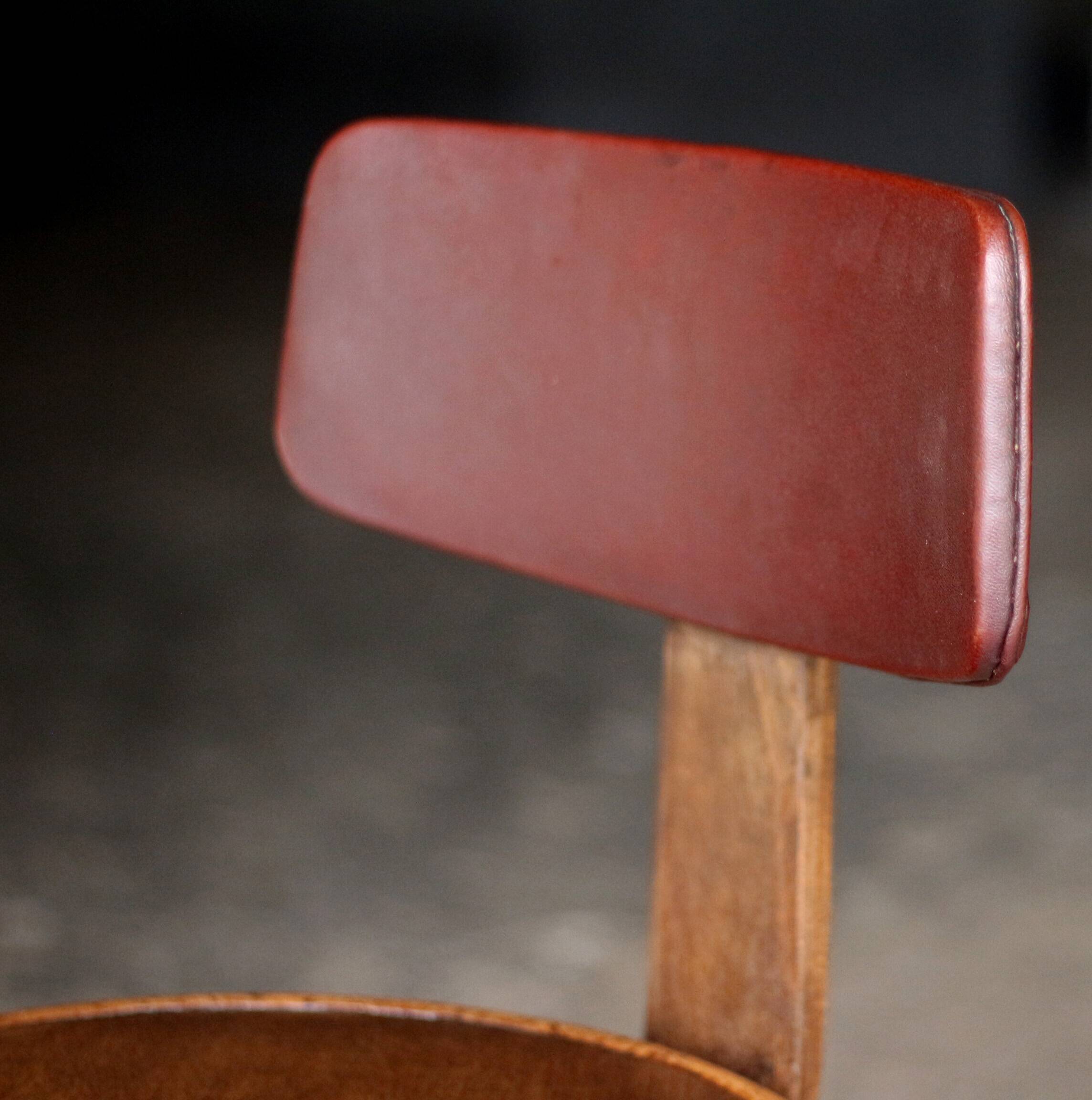 Thonet stool - chair from the 1920s.