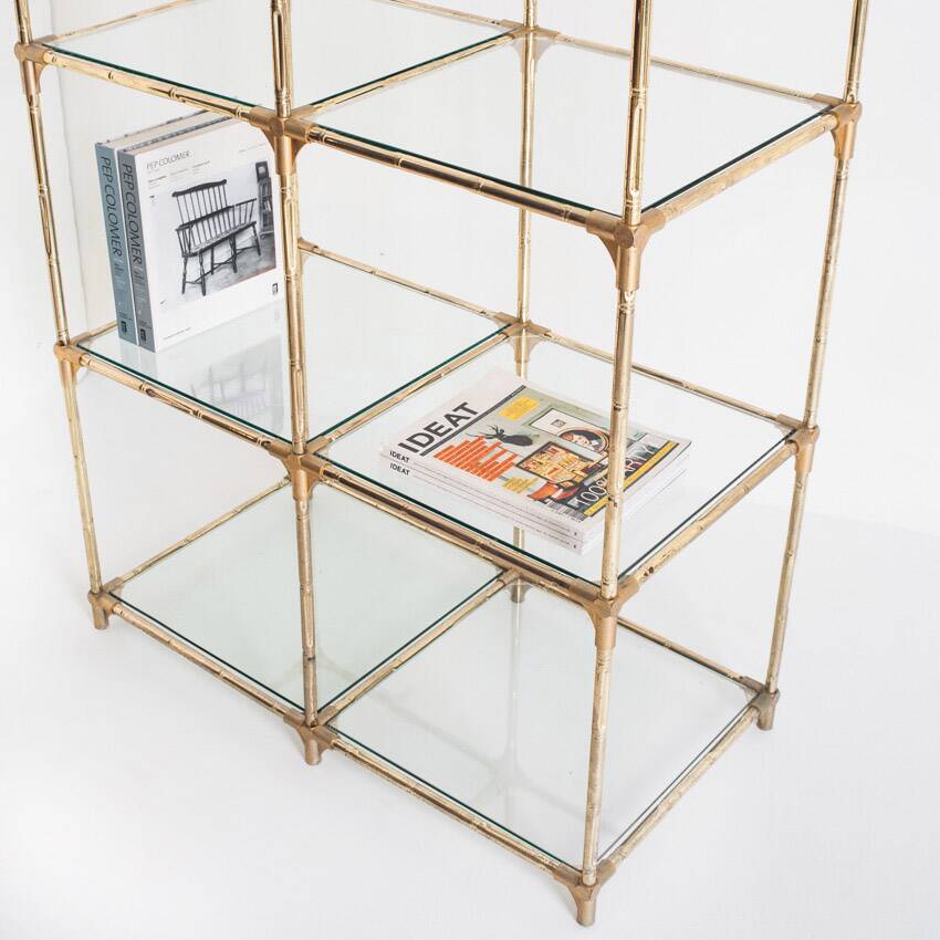 Etagère modulable vintage. Fer  doré et verre. Espagne, années 60.