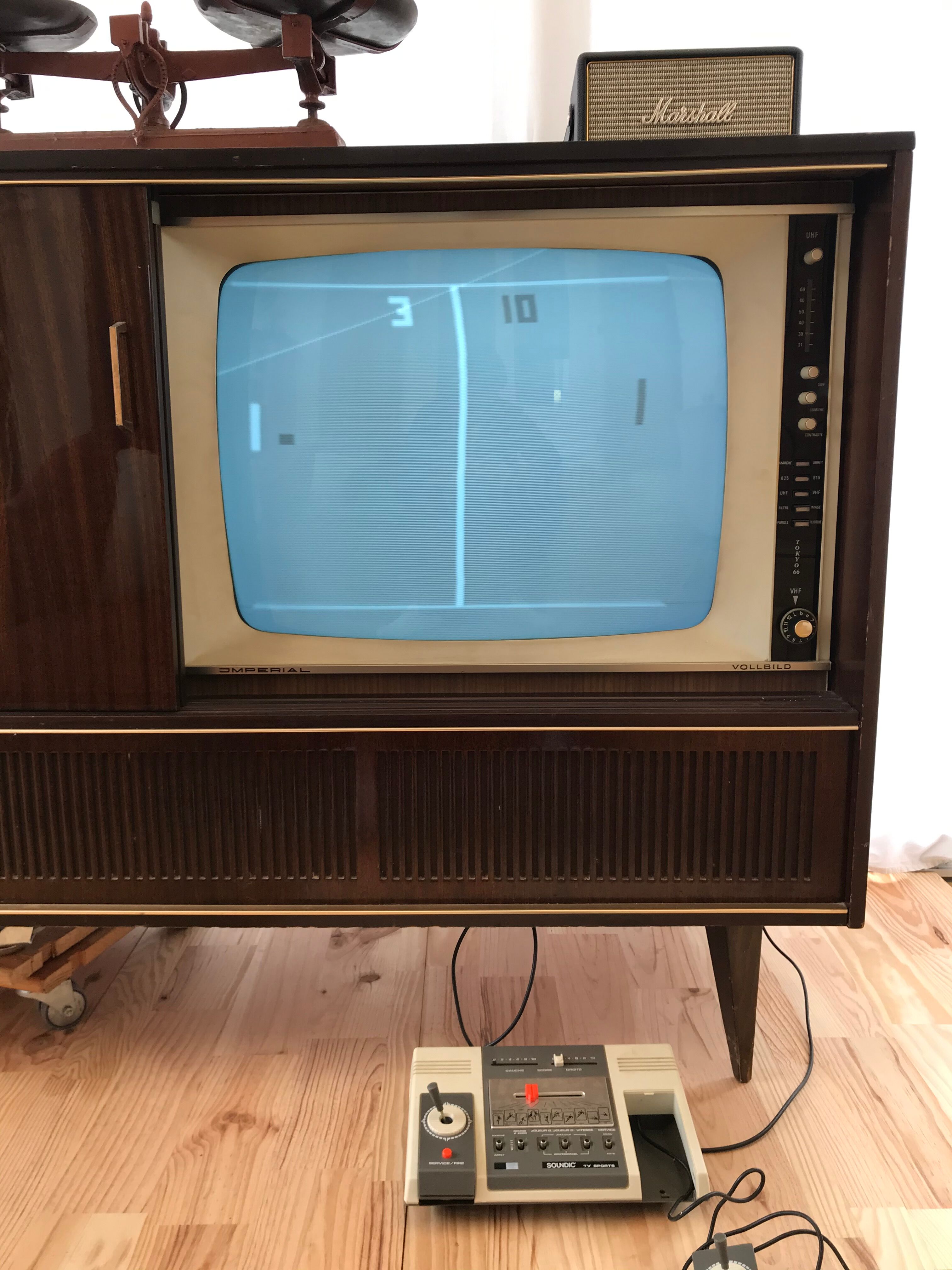 Meuble Hifi -Vidéo Vintage Impérial