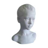 Bust girl with braid