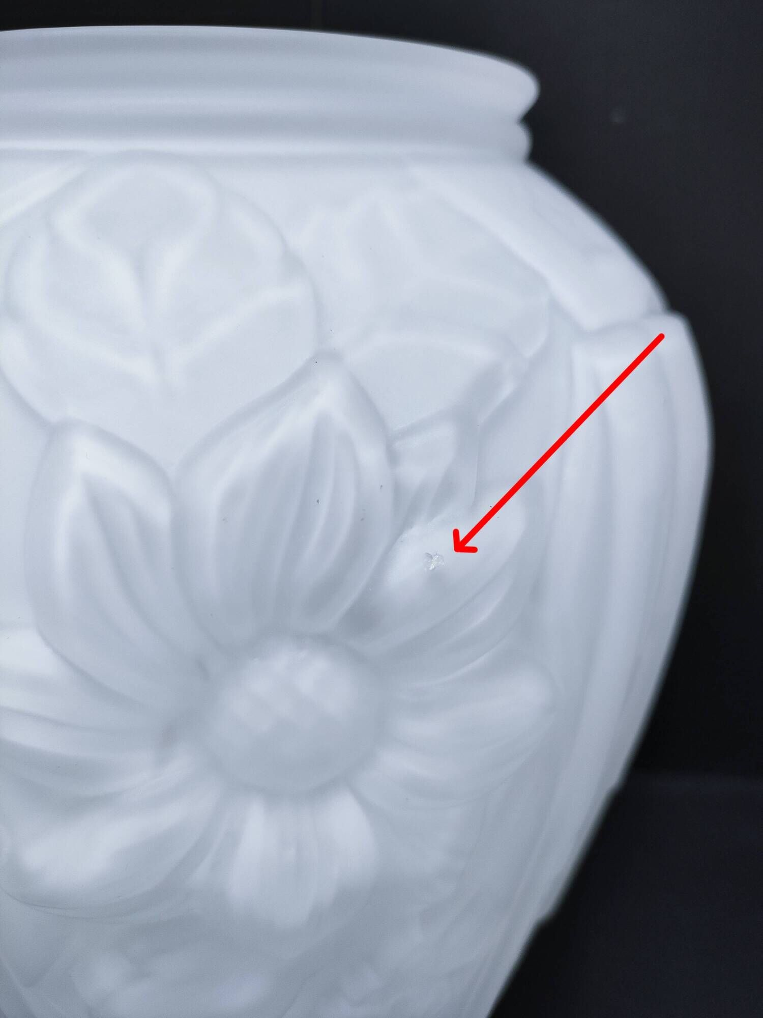 Large art deco glass vase with French floral decor H. 29.5 cm