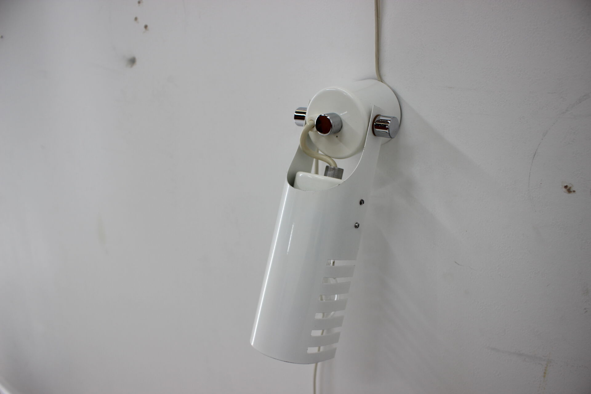 Set of three white adjustable design wall lamp, 1980's.