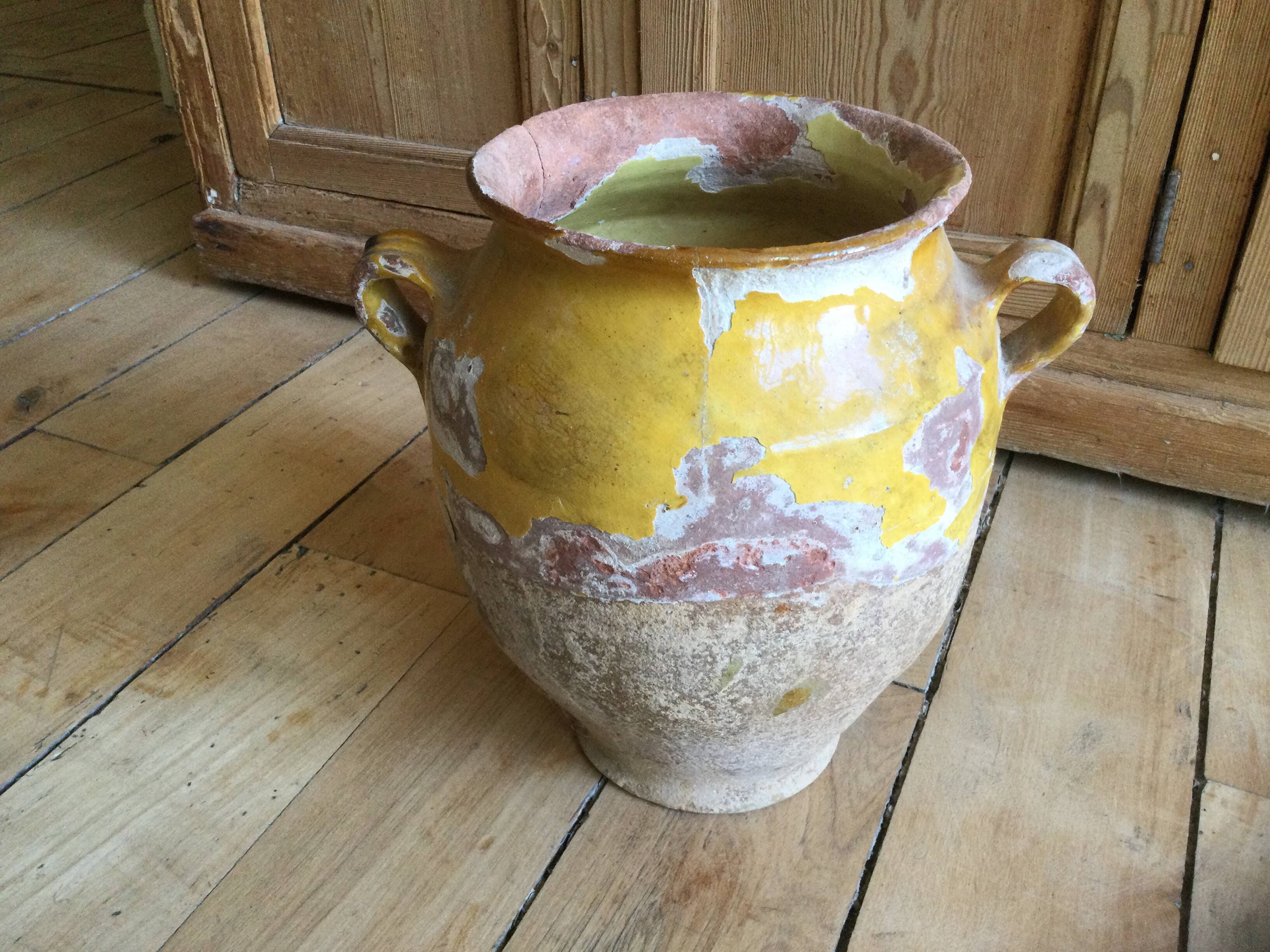 Antique grease pot