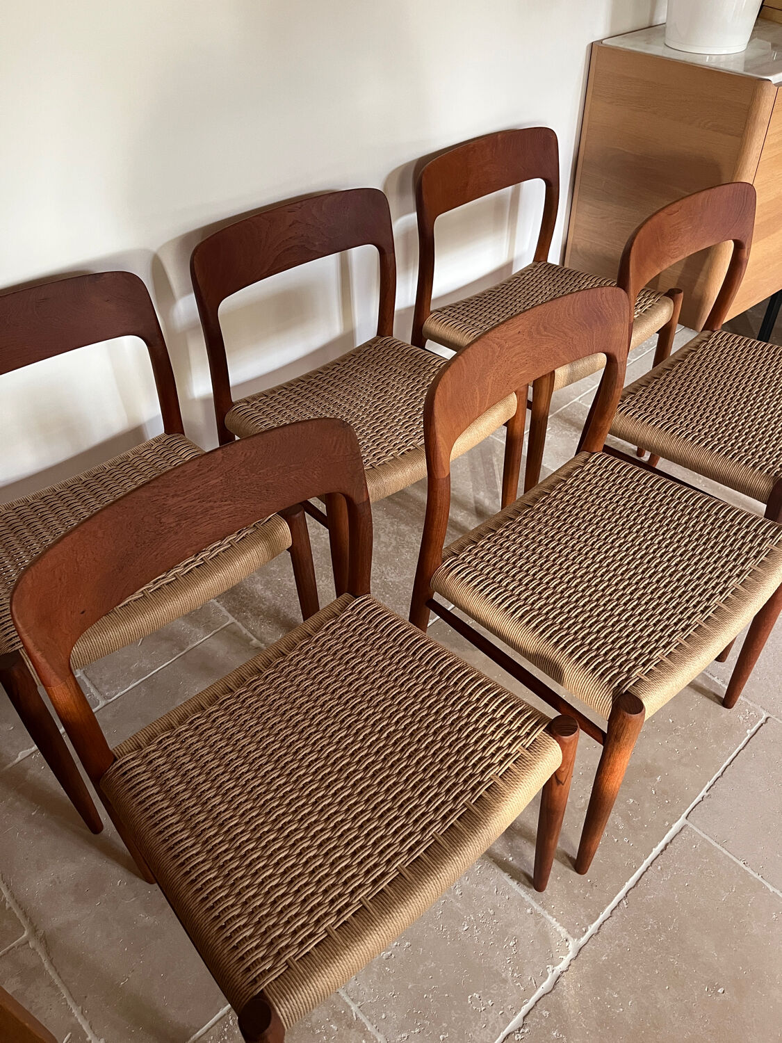 Lot de 6 chaises Niels Otto Moller n° 75 en teck