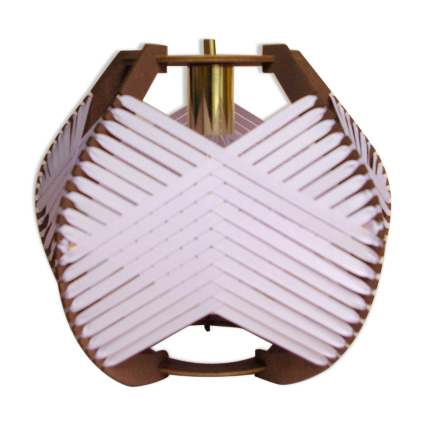 Woven lilac lamp to install