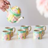 Old tea/coffee service in slurry