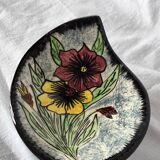 Vallauris empty pocket bowl A554