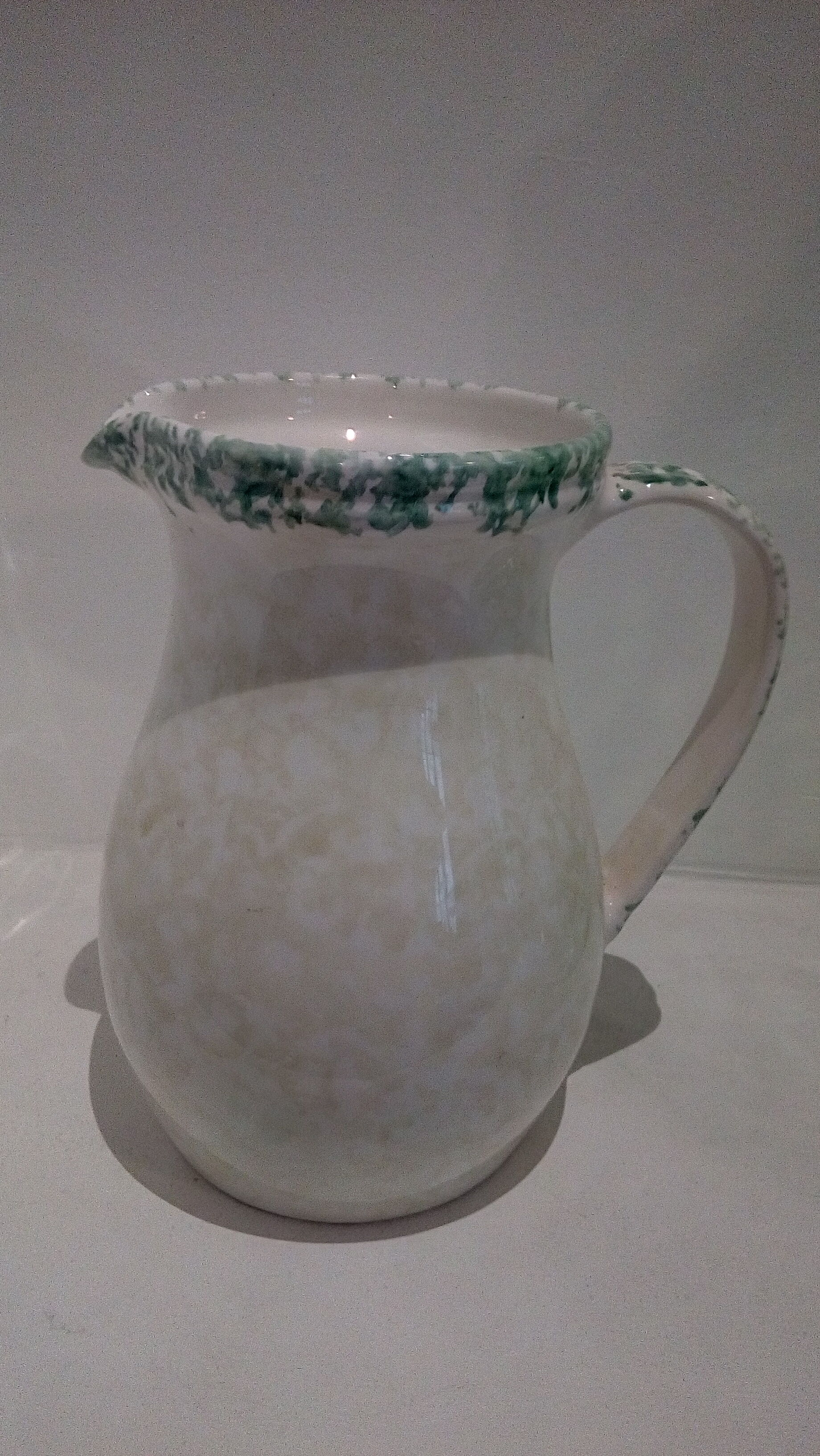 Pitcher decorated with ceramic peaches Himark Italy