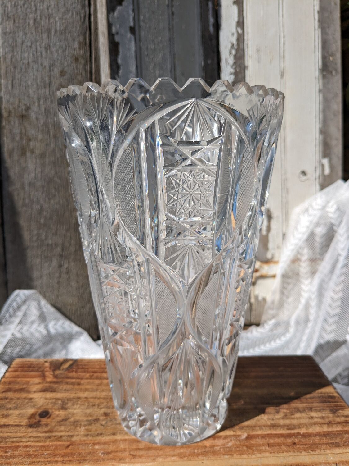 Transparent glass vase