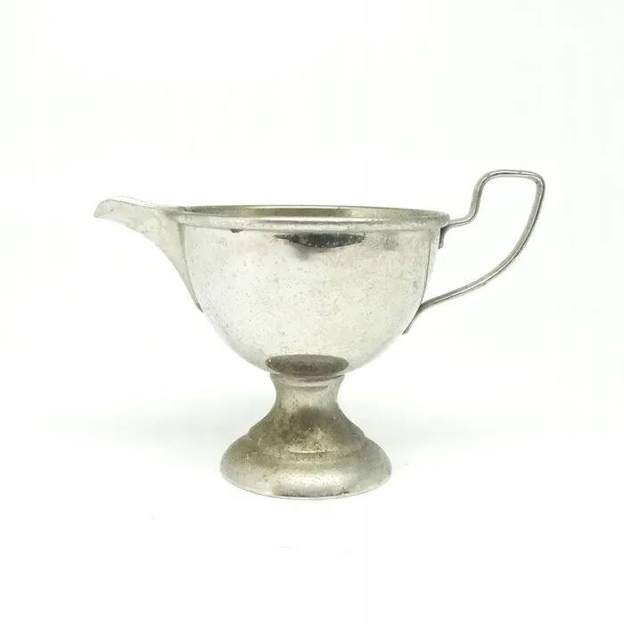 K6i art deco milk jug
