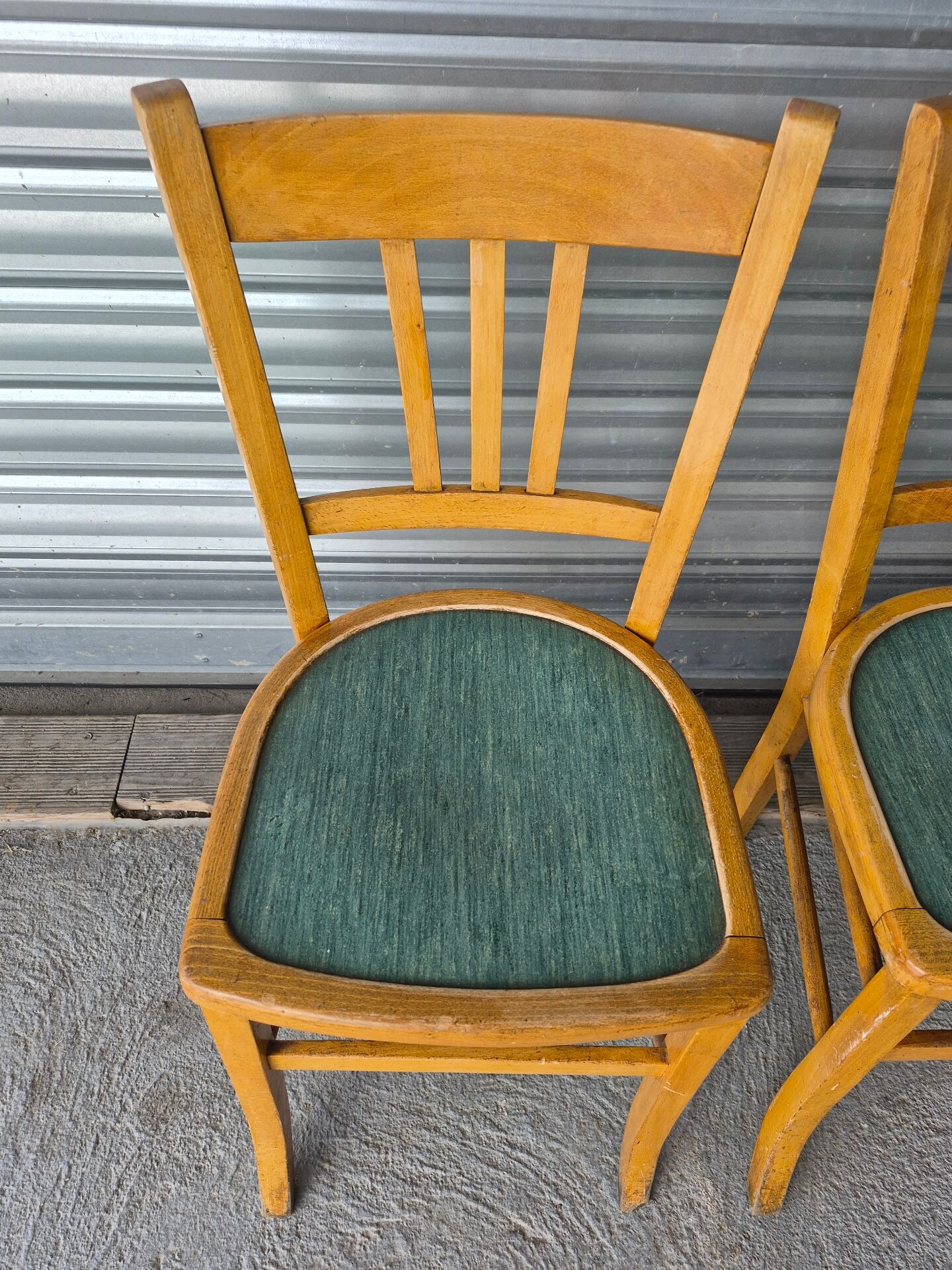 Set of 4 vintage bistro chairs