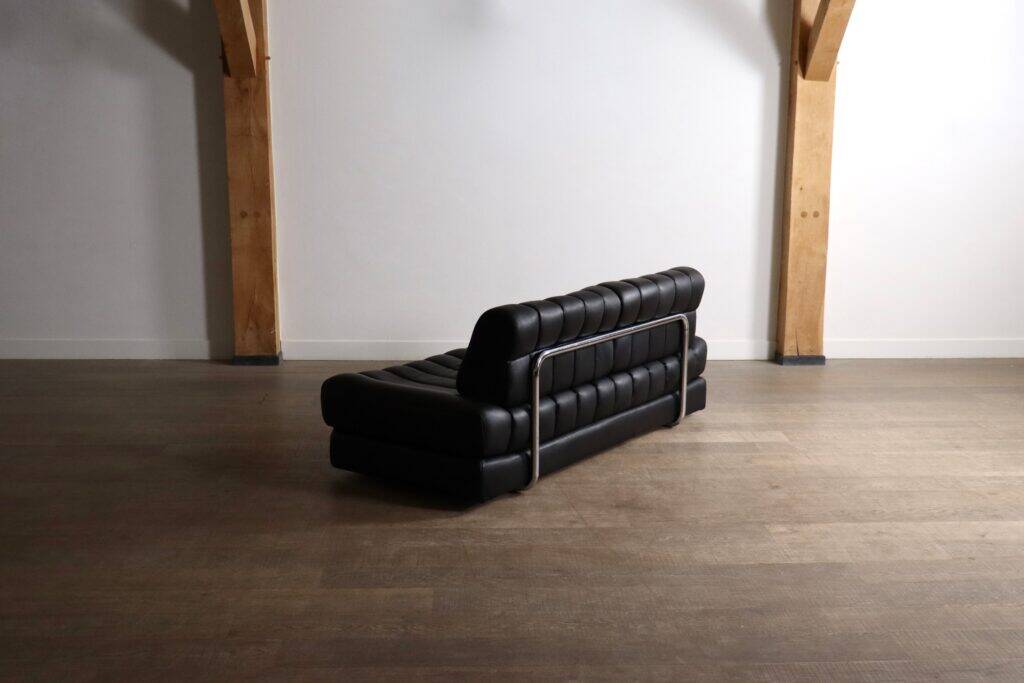 De Sede DS-85 sofa bed in black leather, Switzerland, 1960s