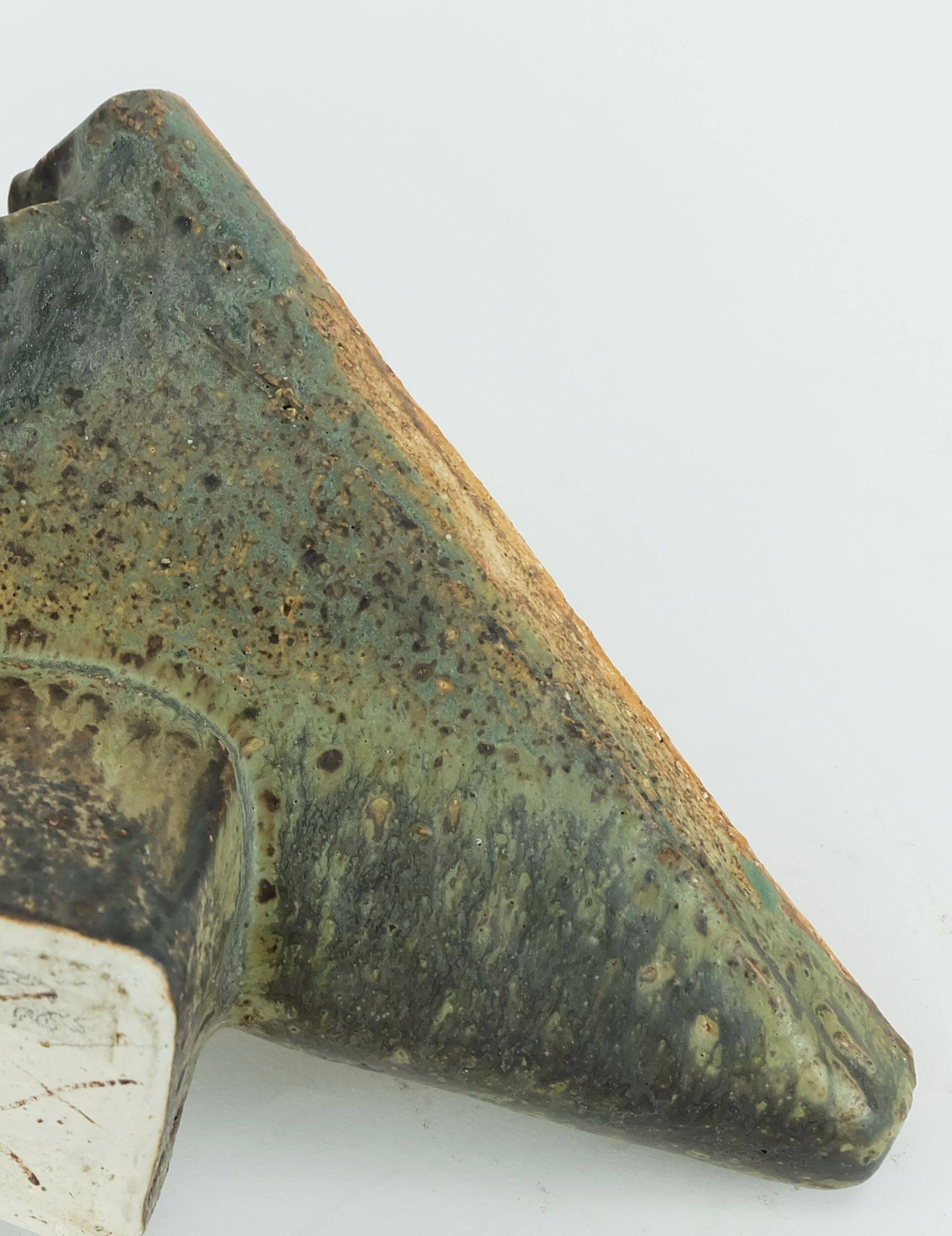 Vase brutaliste objet en céramique robert sturm années 1970 atelier de poterie sculpturale