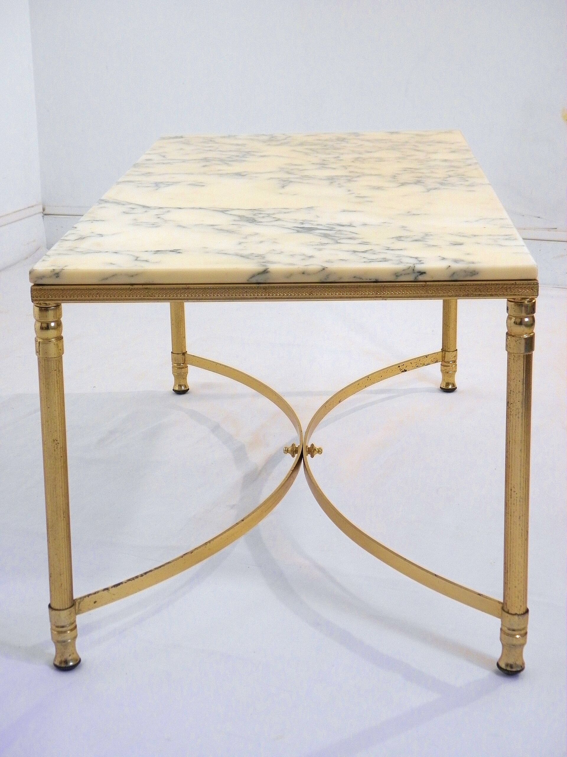 Coffee table marble and gilded metal