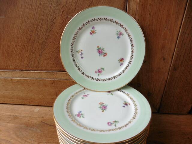 12 PL Limoges porcelain dessert plates 17.8 cm flower decoration