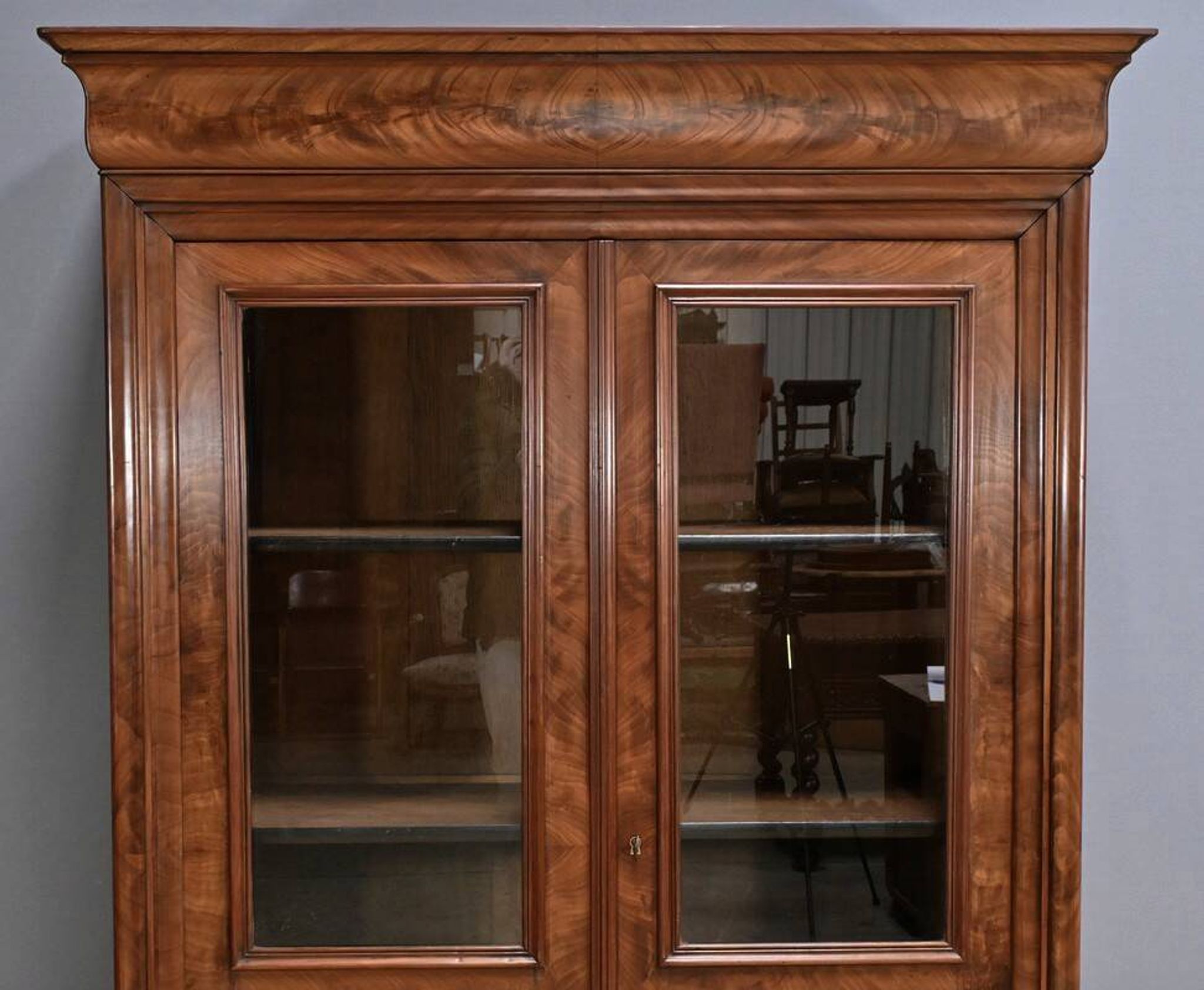 Mahogany Glass Bookcase, Restoration Period – Part 1 of the 19th Century