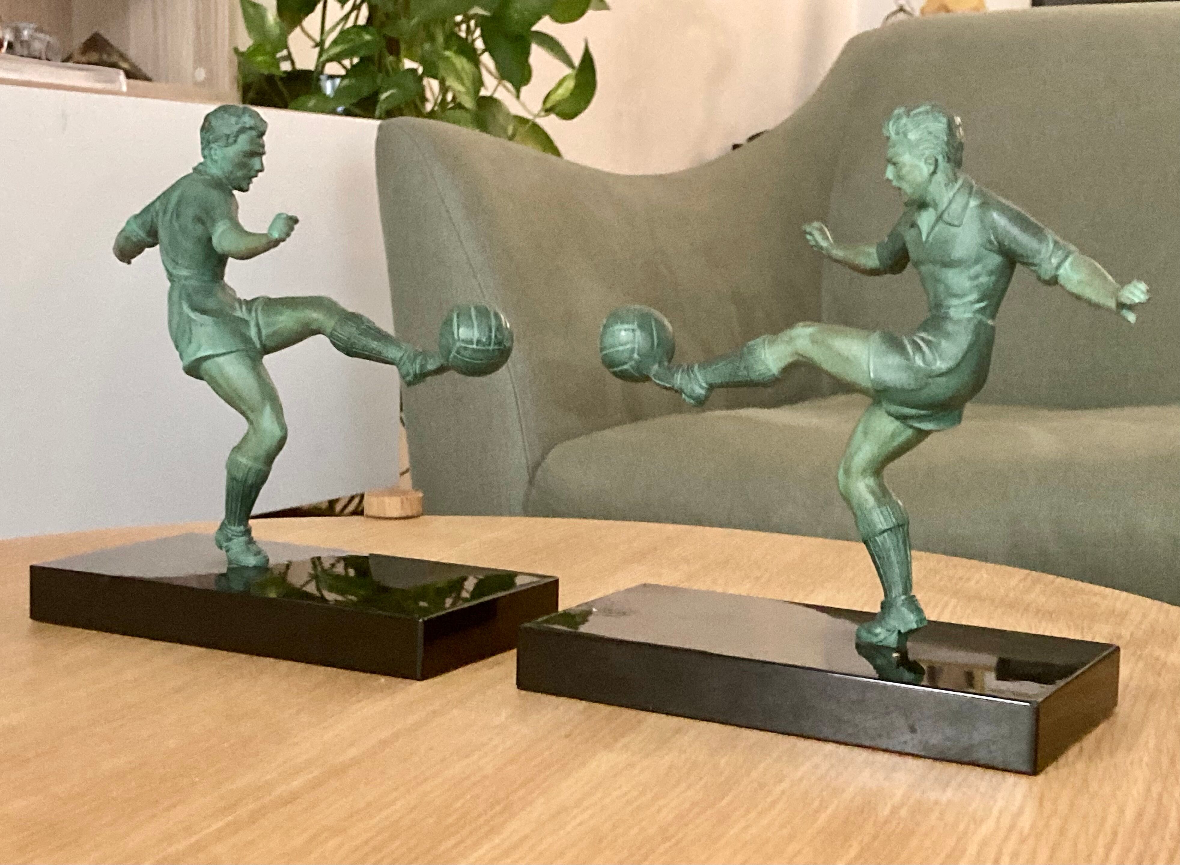 Pair of vintage bookends - Football players - excellent condition