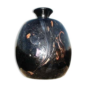 Vase in black multilayer glass paste and inclusion of gold and other colors signed by Bob Le Bleïs