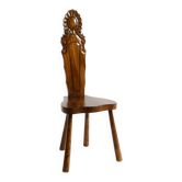 Solid wood chair with an ornate, hand-carved backrest – Made in Spain