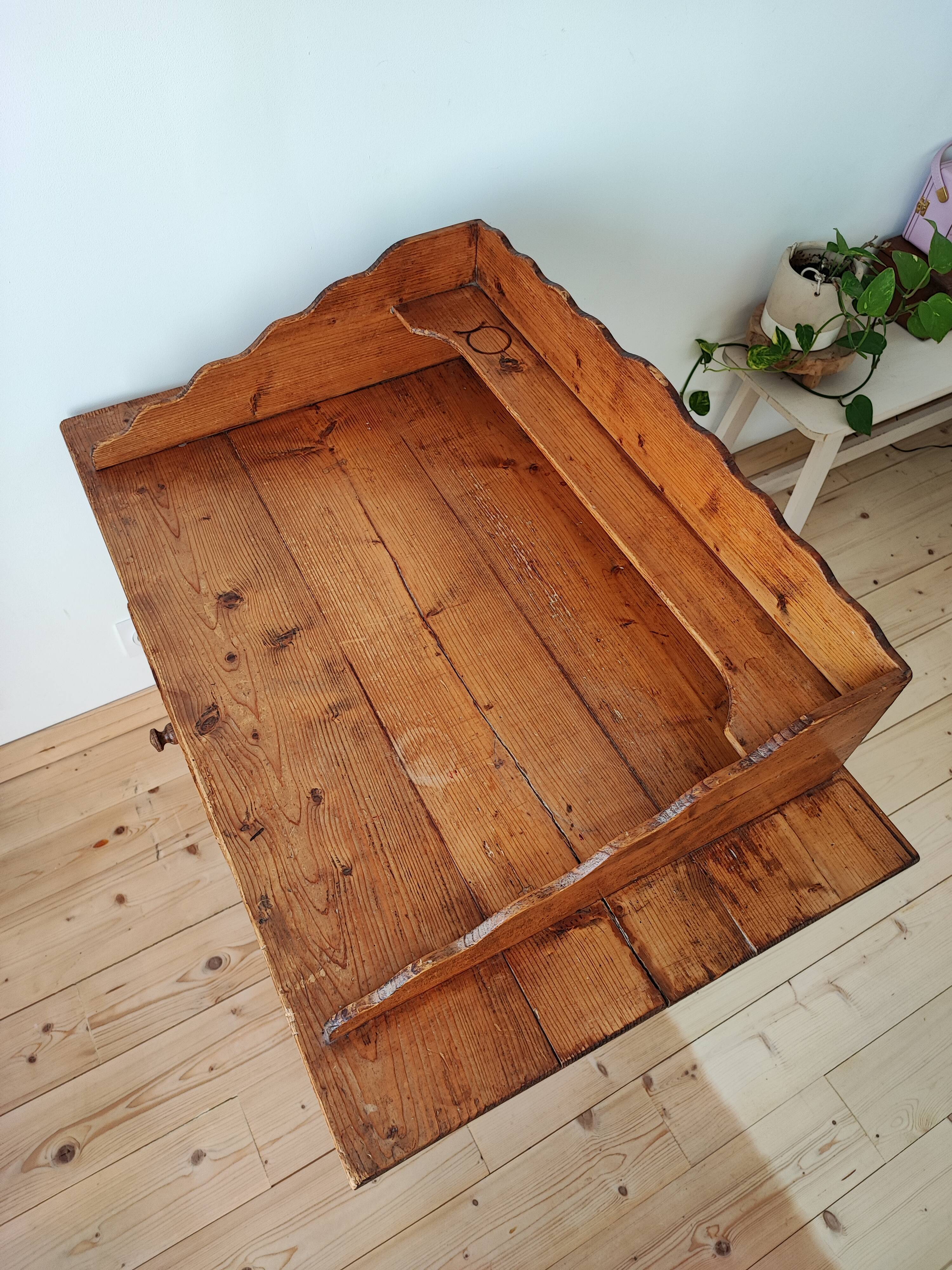 Coiffeuse en bois