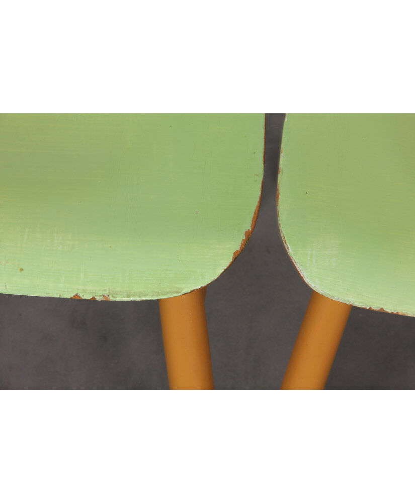 Paire de chaises vertes pour Ton, 1960