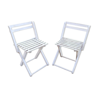 Folding pair of chairs