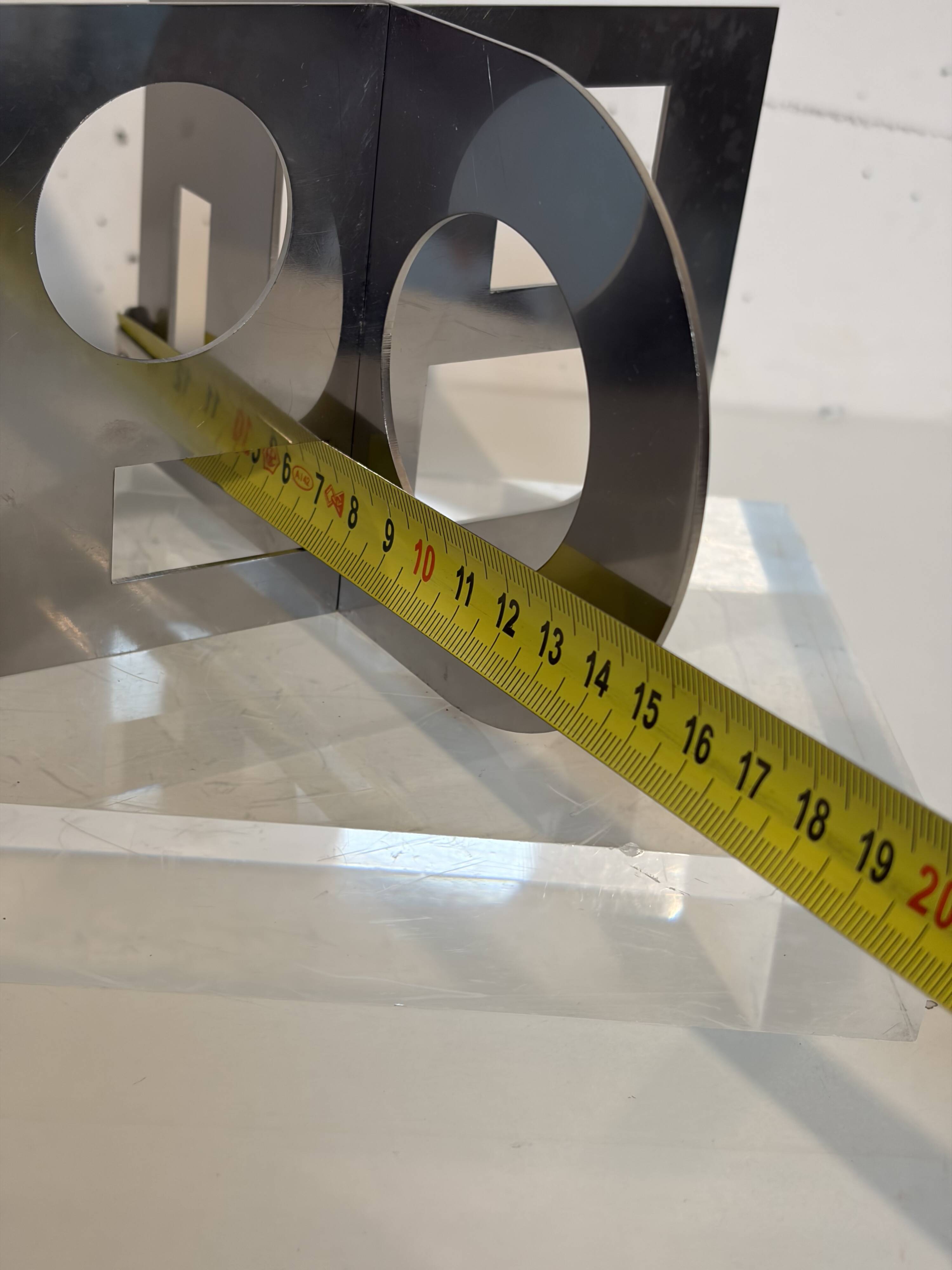 Minisculpture  Acier inoxydable de Nicolas Schöffer, 1969