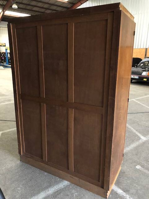 Art deco cabinet