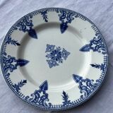 Lot de 6 assiettes  plates  anciennes variées