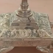 four-light candelabrum in chiselled brass from the 19th century