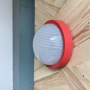 Applique murale plafonnier hublot verre Prisma modèle Eko rouge LAMP-7441