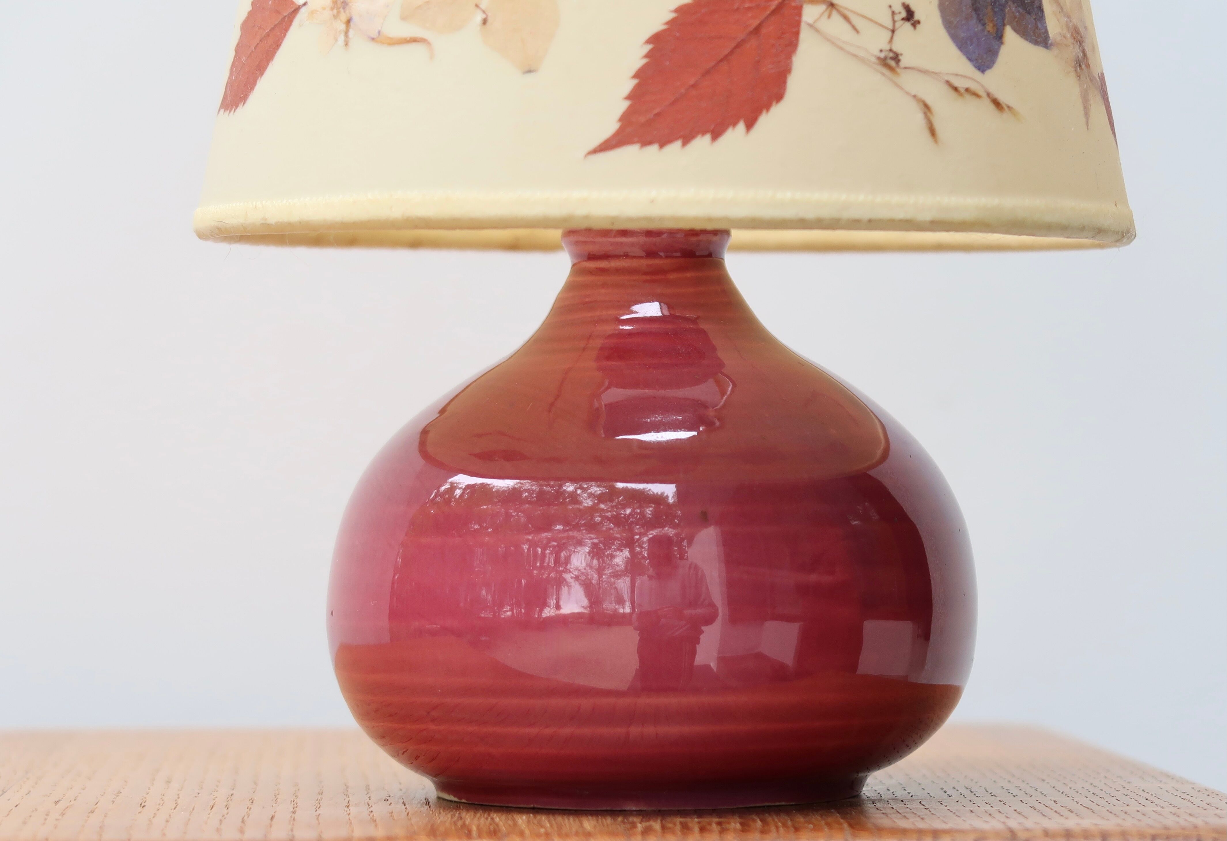 Pink ceramic lamp, herbarium-style lampshade, 70s