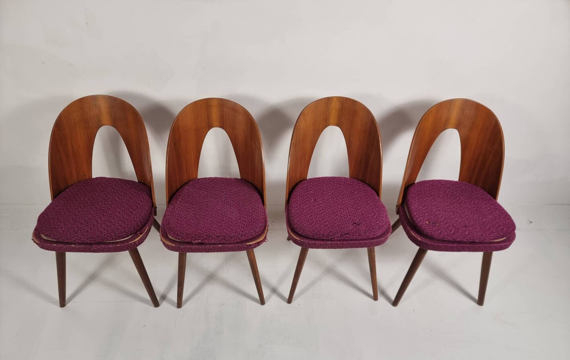 Vintage chairs by Antonin Suman from the 1960s, Set of 4