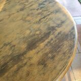 Round table 1970