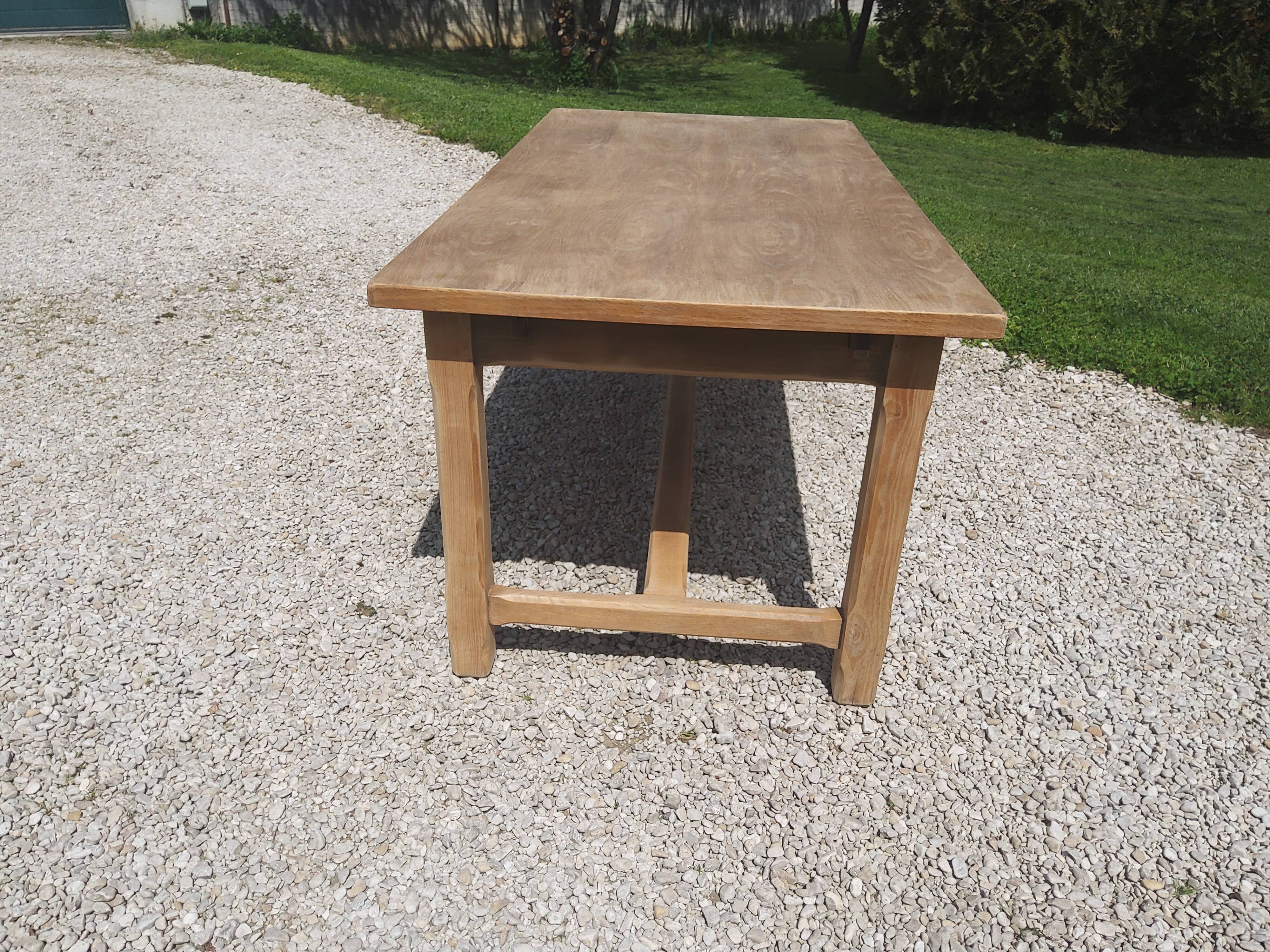 Farmhouse table