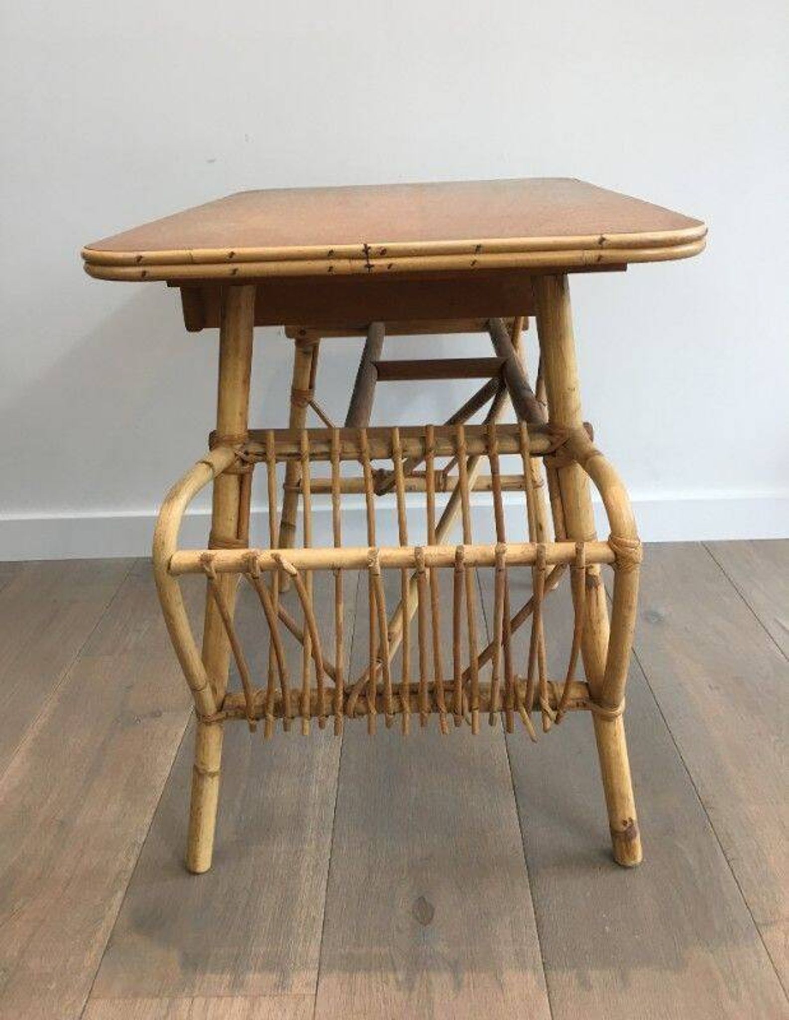 Bureau en rotin