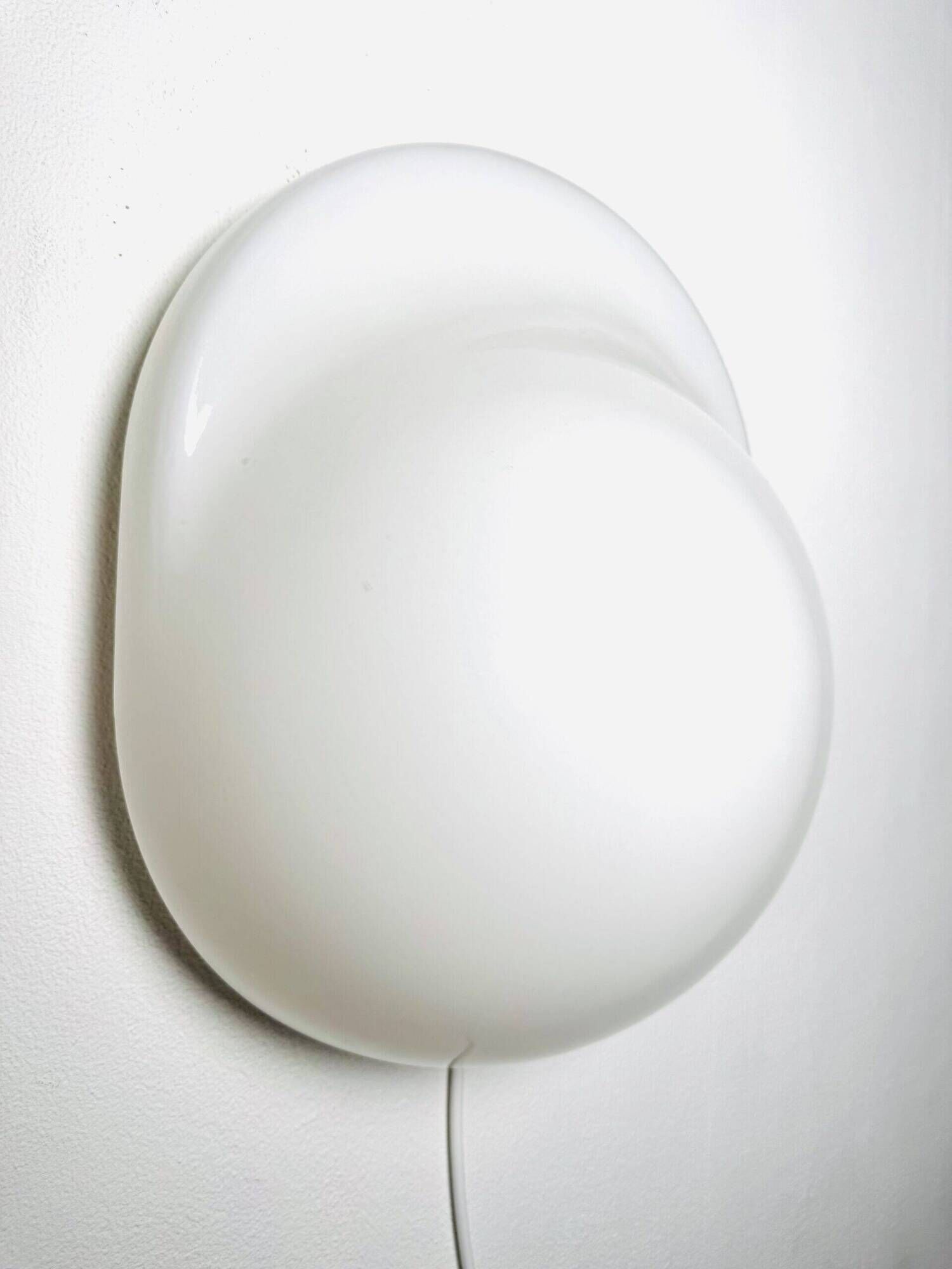 Tortue Opaline Glass Wall Lamp By Rodolfo Bonetto For Candle, Italy, 1970S