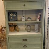 Meuble vert de gris